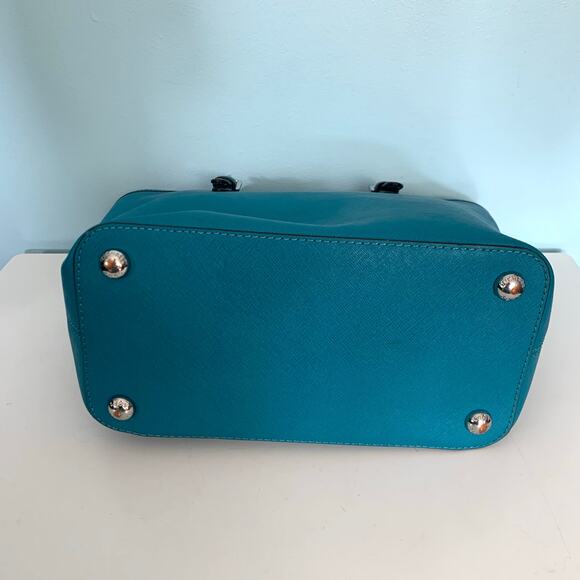 Michael Kors Jet Set Turquoise Convertible Tote Purse - Picture 5 of 10